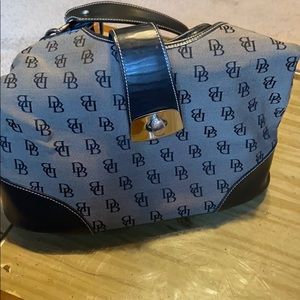D&B Medium Purse